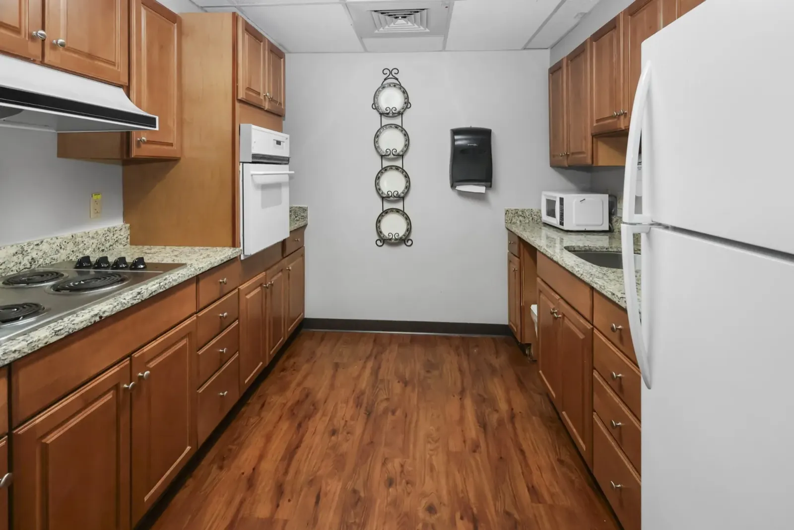 In-house rehabilitation team short-term rehab Norwell MA family-owned nursing home